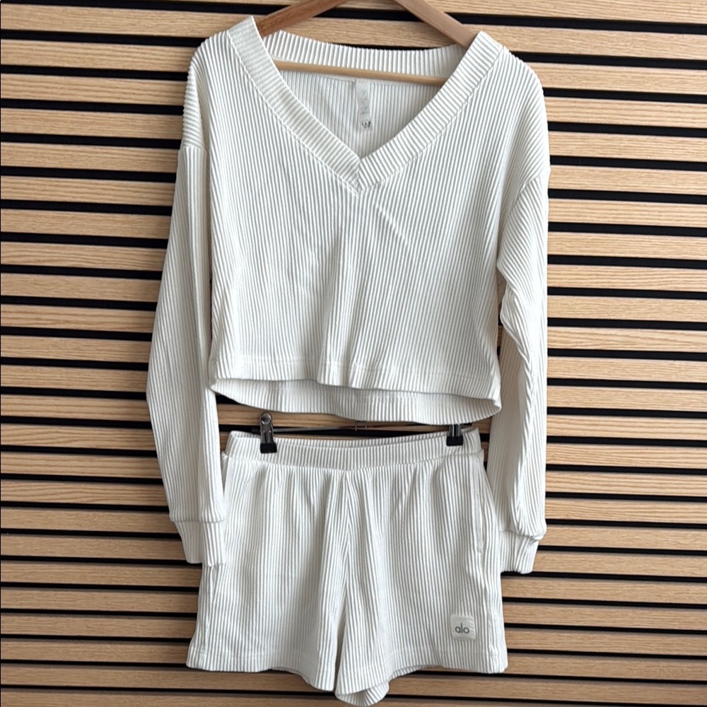 ALO Yoga Muse Cream V-Neck Pajama Set
